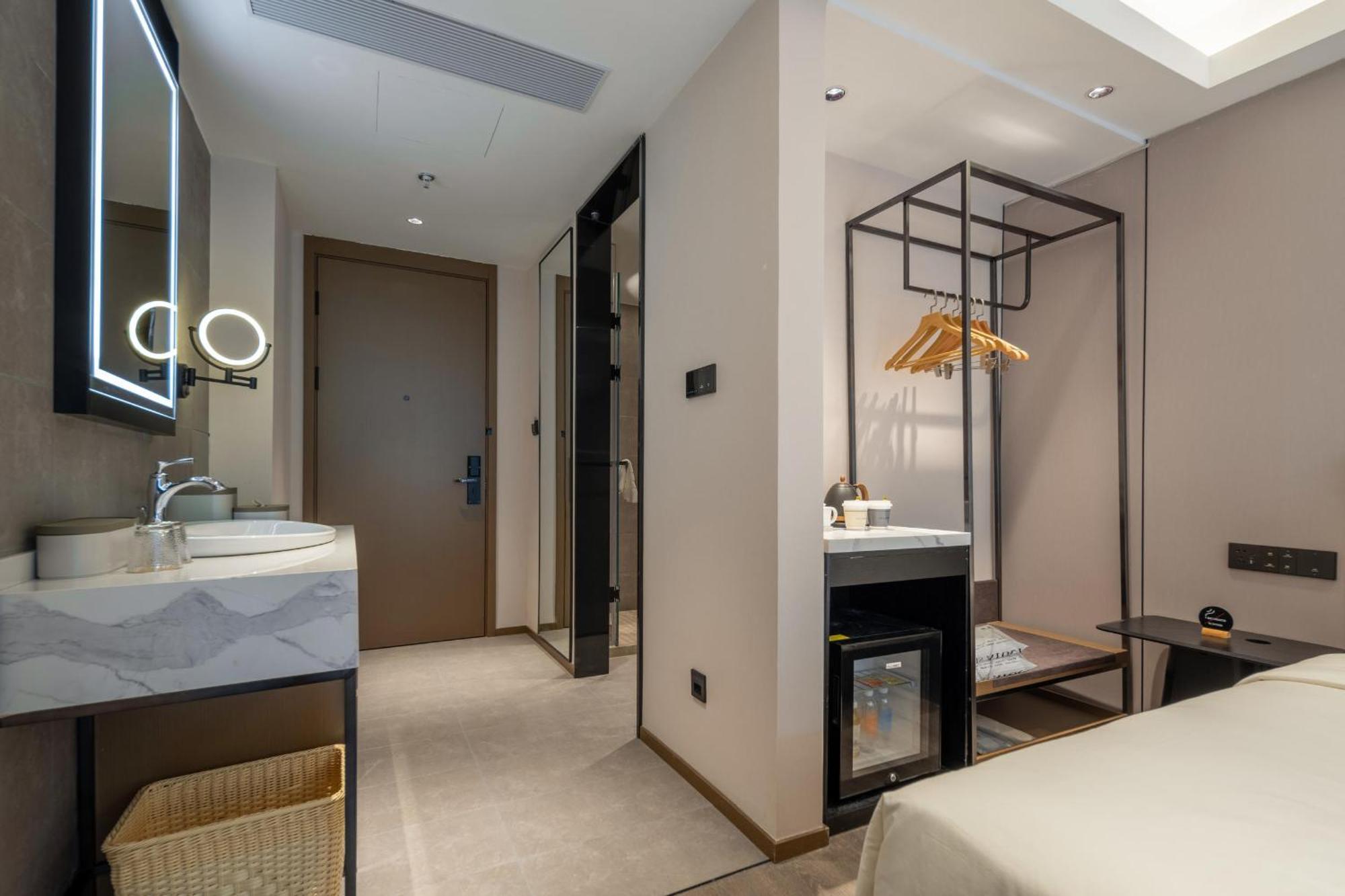 Atour Hotel Shanghai Hongqiao Xinzhuang Business District Экстерьер фото