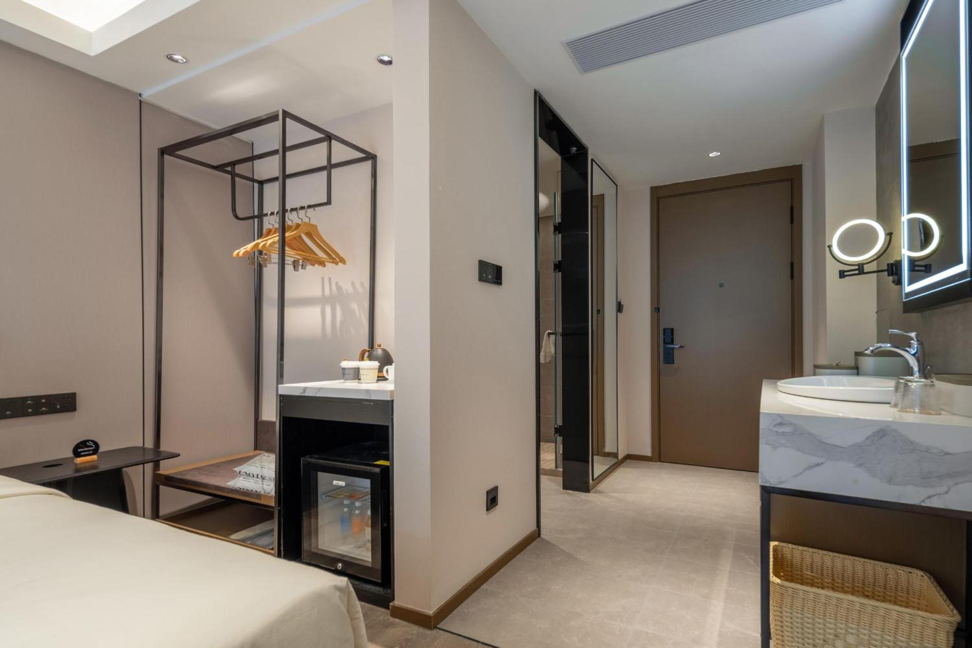 Atour Hotel Shanghai Hongqiao Xinzhuang Business District Экстерьер фото